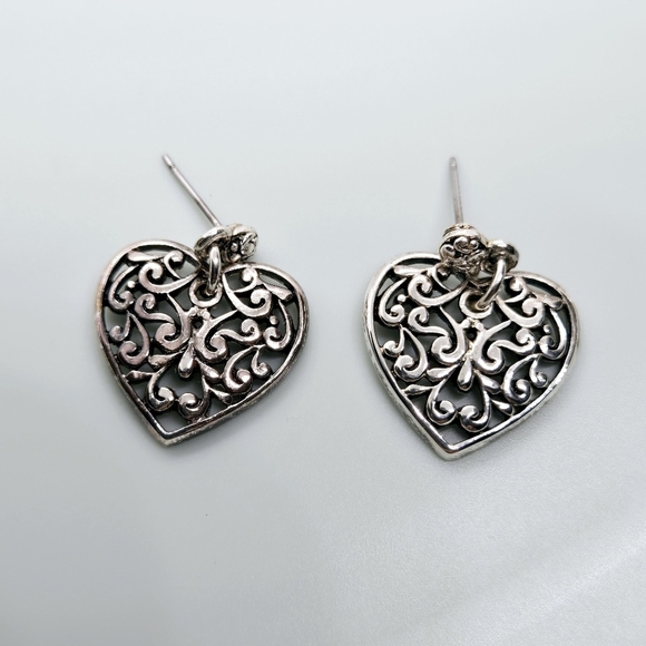 Elegant Silver Tone Heart Earrings - Picture 11 of 15